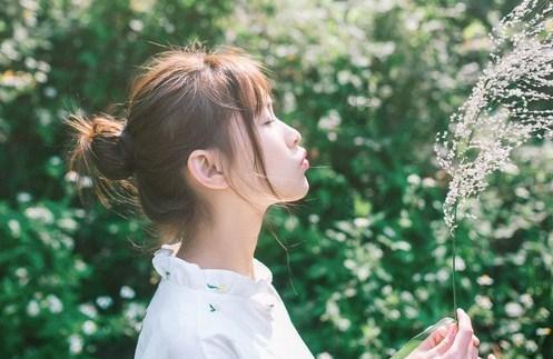 救援传统的印度女孩